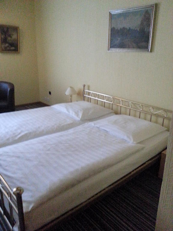 Alte Rathausschaenke - Hotel Garni Hannoversch Münden Exteriör bild